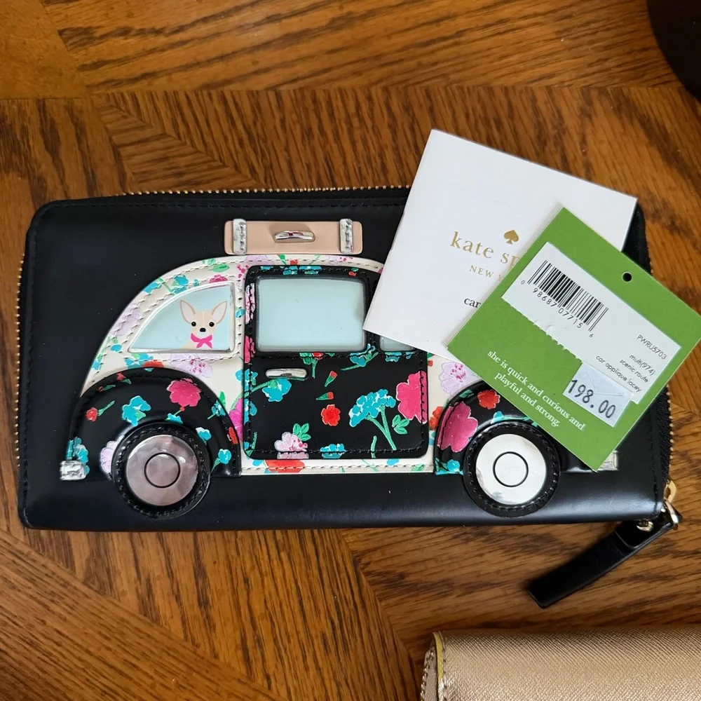 Kate Spade New York Scenic Route Car Appliqué black Leather Wallet like new
